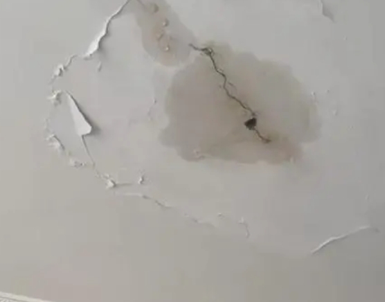 三明阳台漏水维修公司分享下屋面防水工程质量问题原因分析